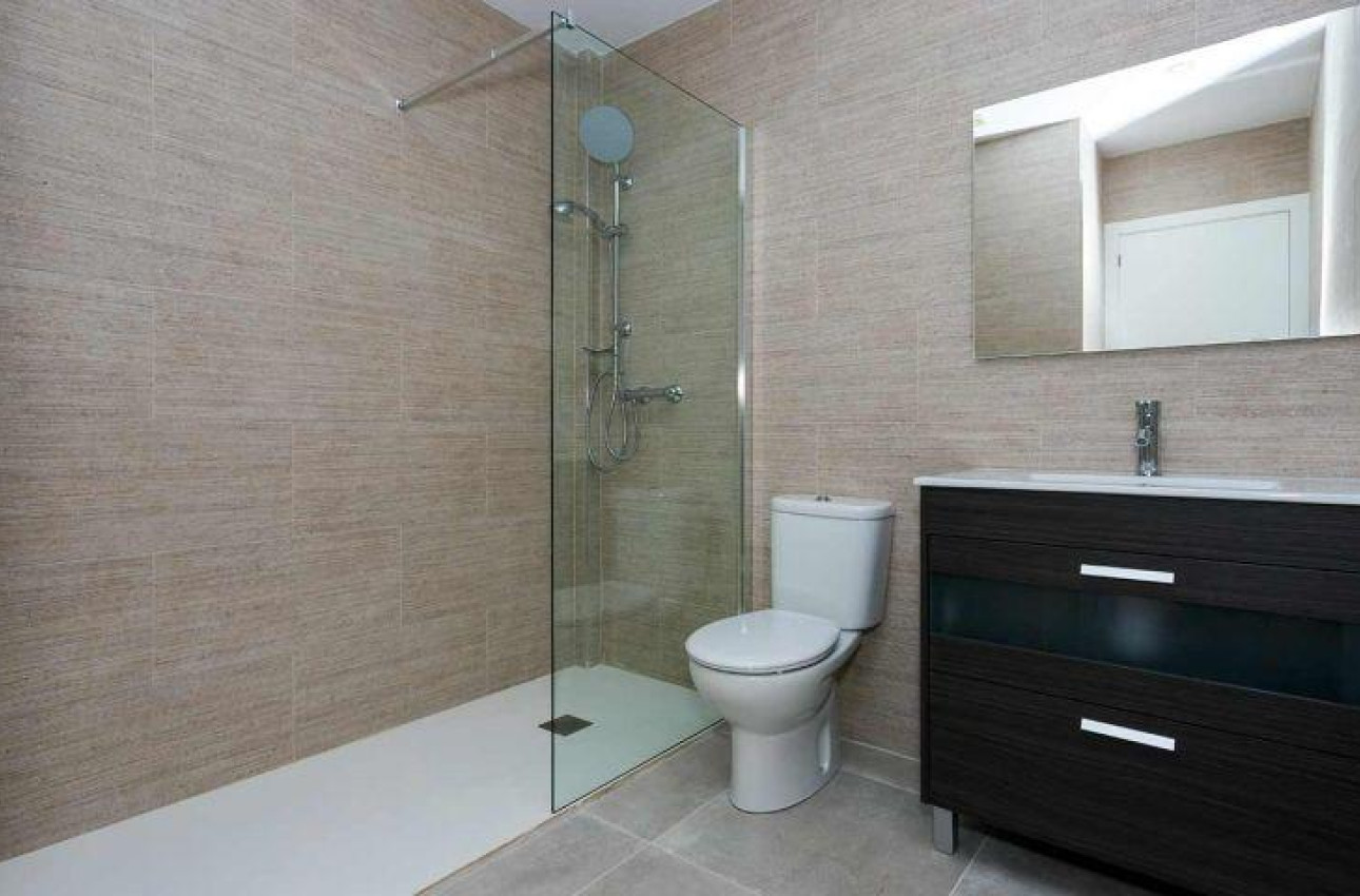 Obra nueva - Quad House -
Daya Nueva - Centro