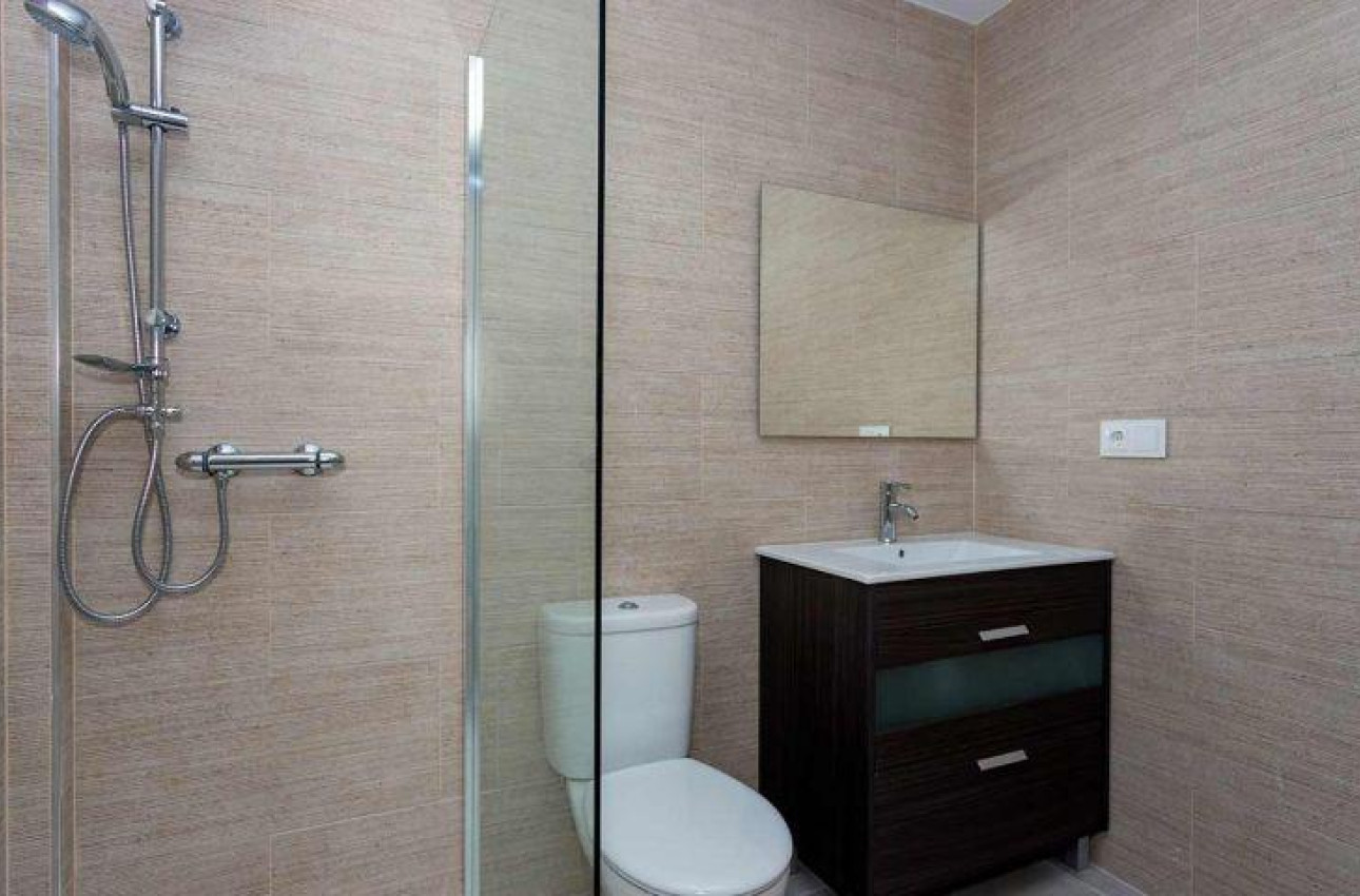 Obra nueva - Quad House -
Daya Nueva - Centro