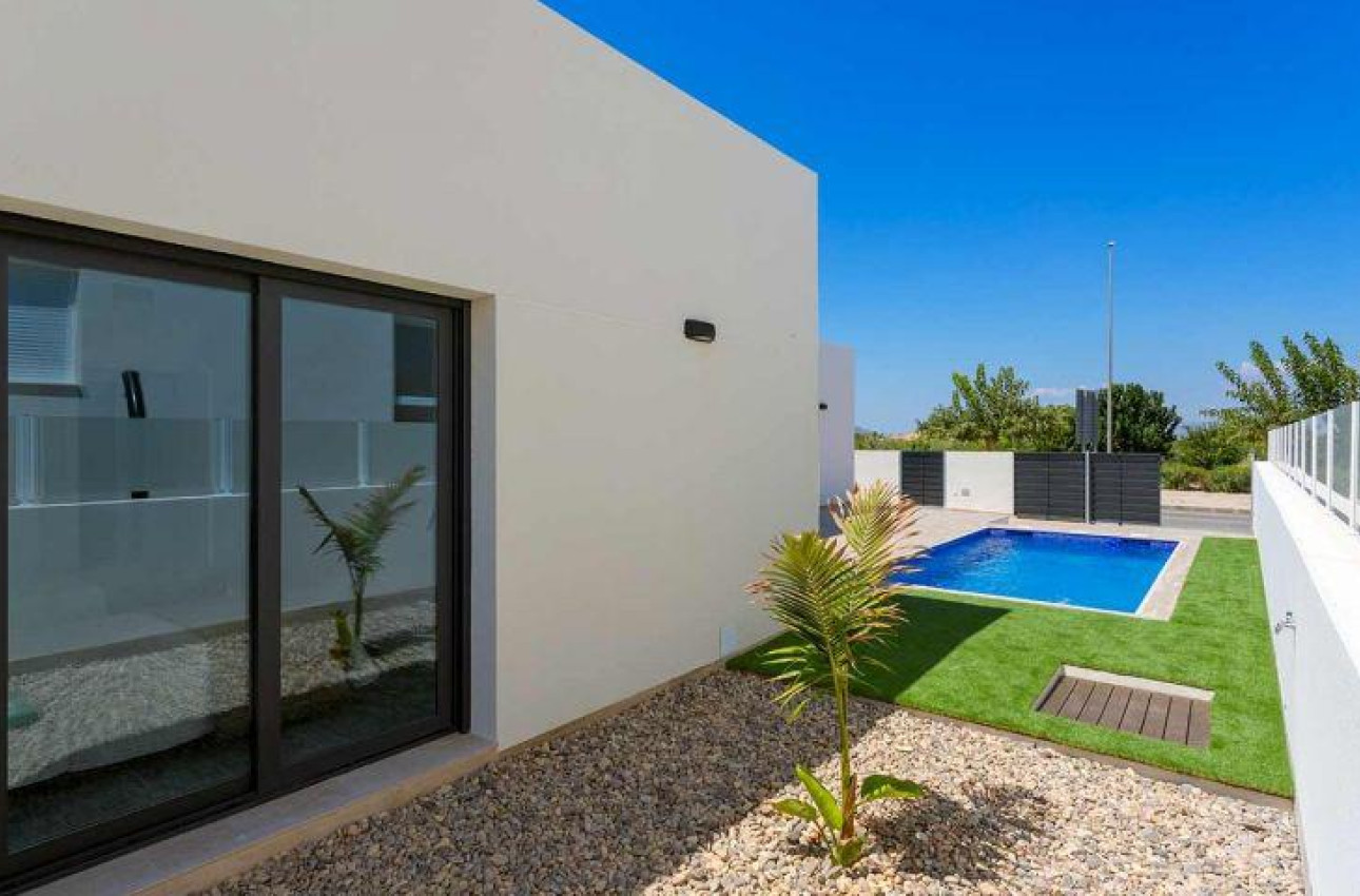 Obra nueva - Quad House -
Daya Nueva - Centro