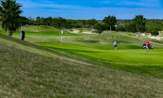 Obra nueva - Bungalow -
Orihuela - Vistabella Golf