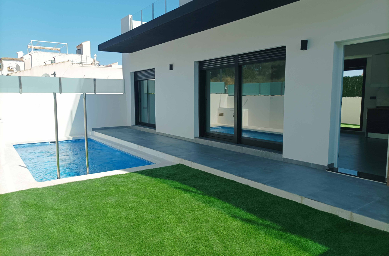 Obra nueva - Townhouses -
Orihuela