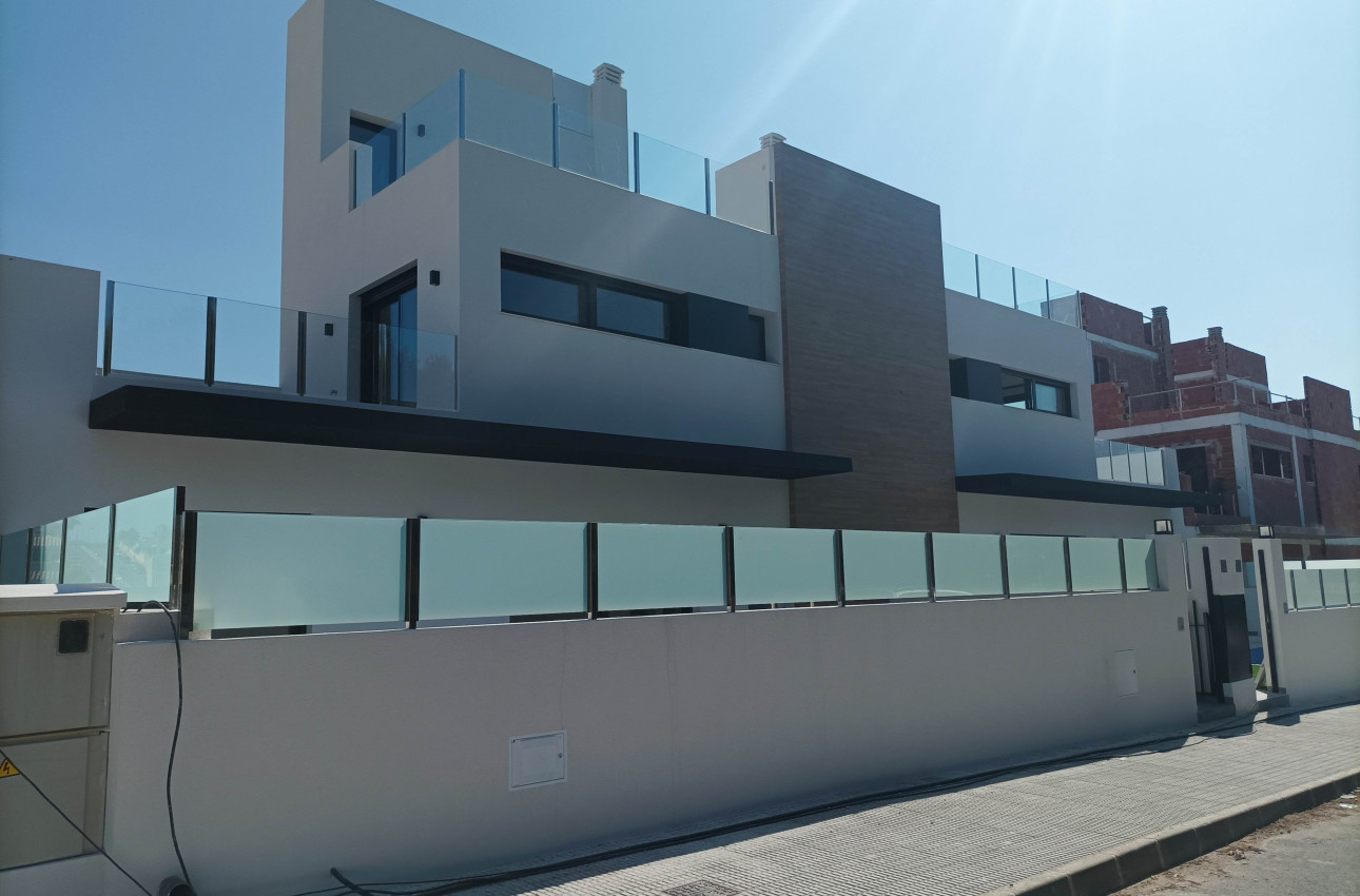 Obra nueva - Townhouses -
Orihuela