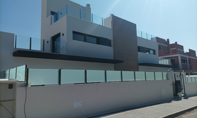 Obra nueva - Townhouses -
Orihuela