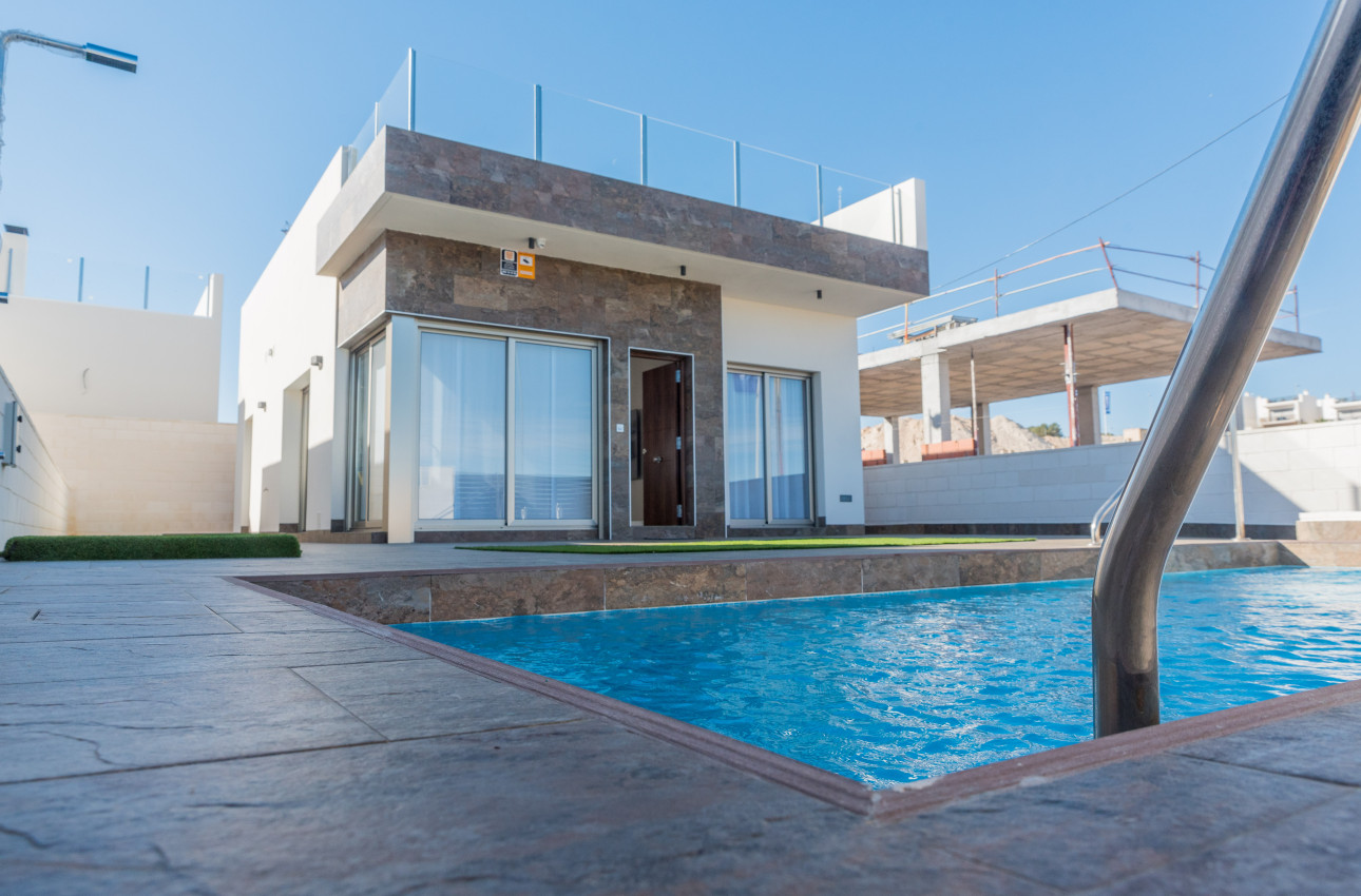 Новое здание - Villas -
Orihuela