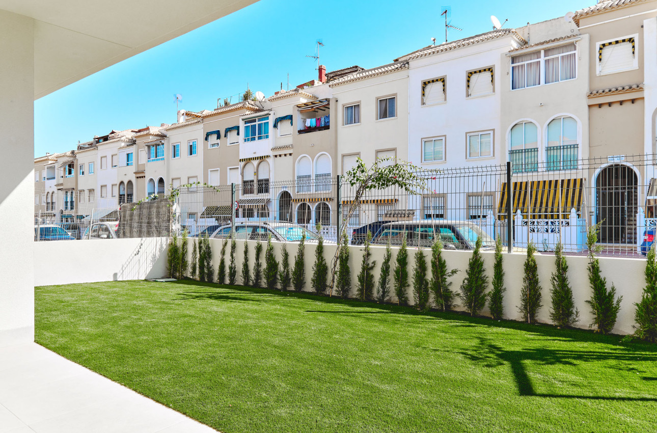 Obra nueva - Bungalows -
Torrevieja