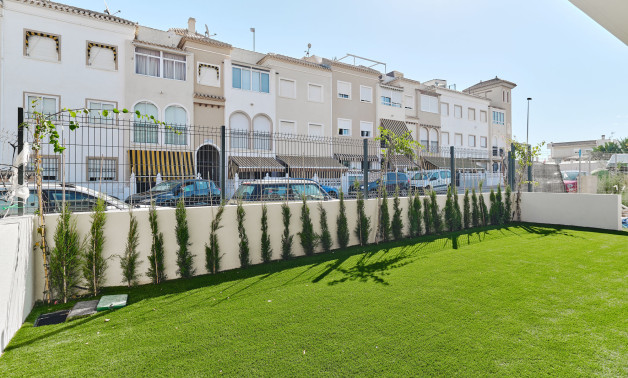 Obra nueva - Bungalows -
Torrevieja