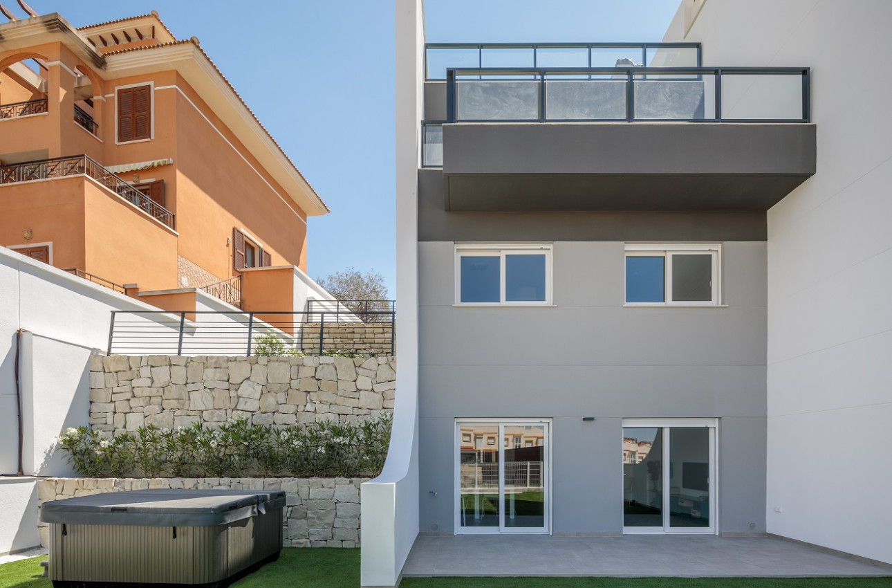 Obra nueva - Townhouses -
Finestrat