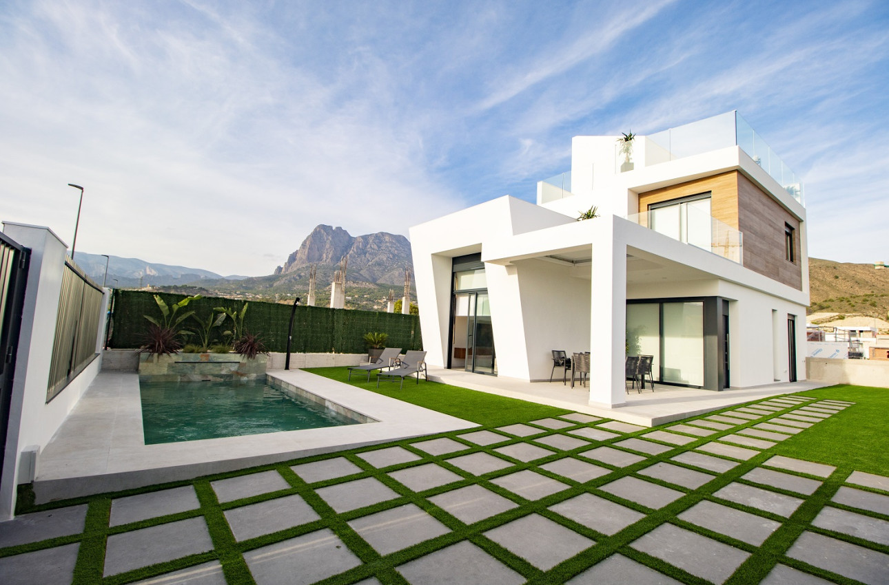 Obra nueva - Chalet independiente -
Finestrat - 03509