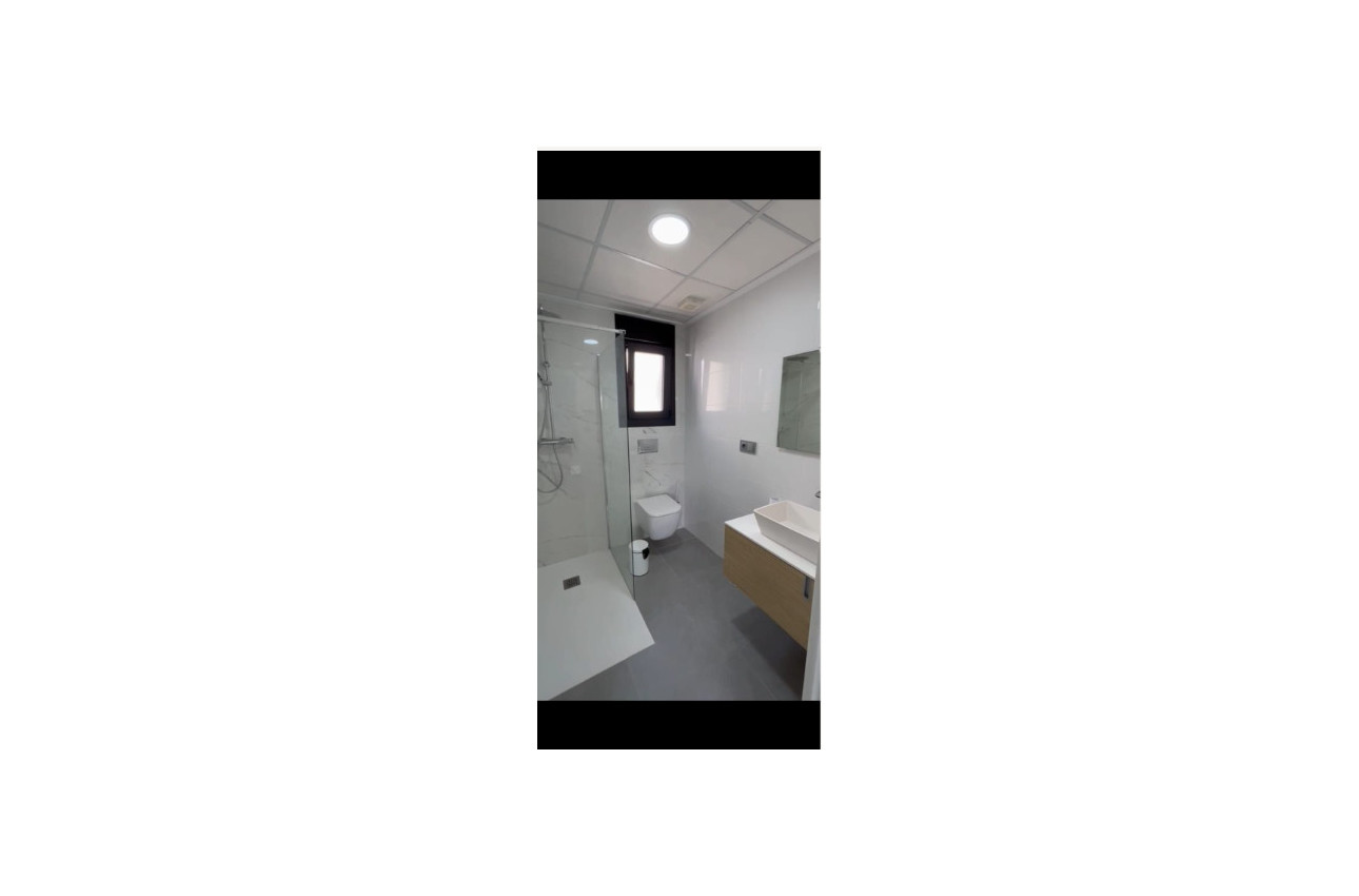 Obra nueva - Adosados -
Daya Nueva - 03150