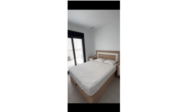 Obra nueva - Adosados -
Daya Nueva - 03150