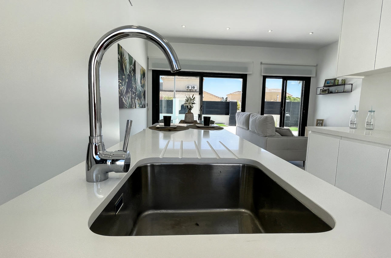 Obra nueva - Villas -
Pilar de la Horadada - 03191
