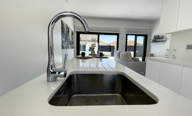 Obra nueva - Villas -
Pilar de la Horadada - 03191