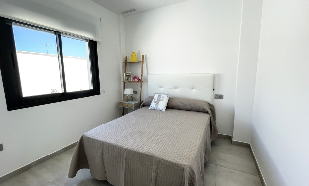 Obra nueva - Villas -
Pilar de la Horadada - 03191